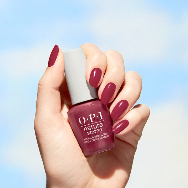 NATURE STRONG OPI