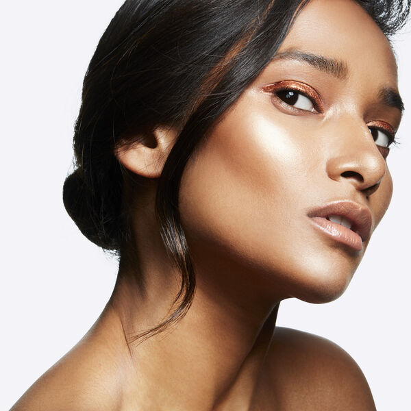 Extra Dimension Skinfinish Highlighter MAC