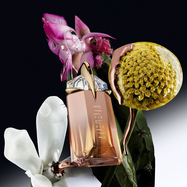 Alien Goddess Supra Florale Mugler