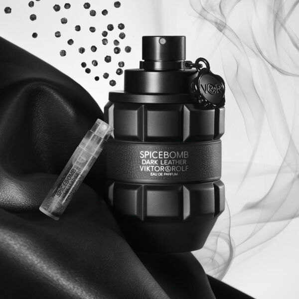 Spicebomb Dark Leather Viktor & Rolf