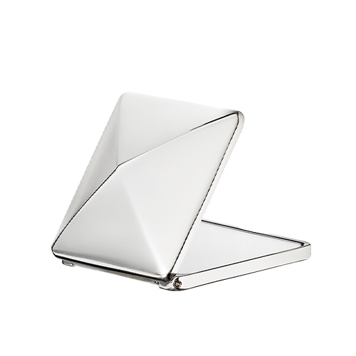 <p> My Barenia Pocket Mirror<p><p>code : <span style="color:"000000;">BARENIA1
</span></p>
<p>From 110€ purchase in the brand**<p>