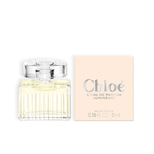 <p>Ma Miniature Chloé l’Eau de Parfum <p><p>Dès 85€ d’achat dans la marque**<p>